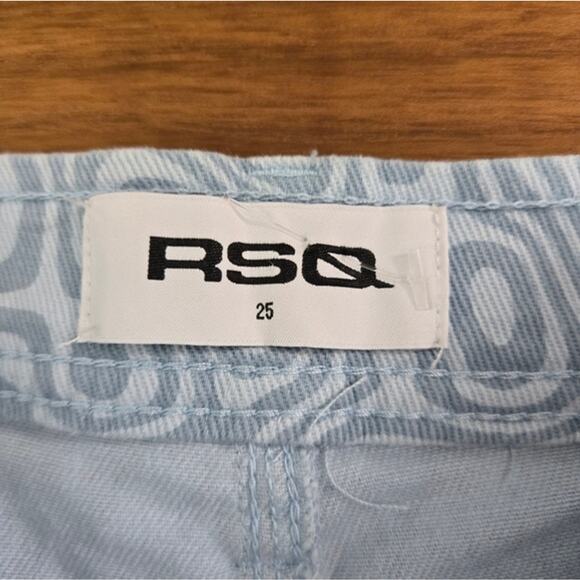 RSQ Women’s Shorts High Rise Y2K Pop Dopamine Print Statement Pattern Blue Sz 25 - Picture 12 of 12